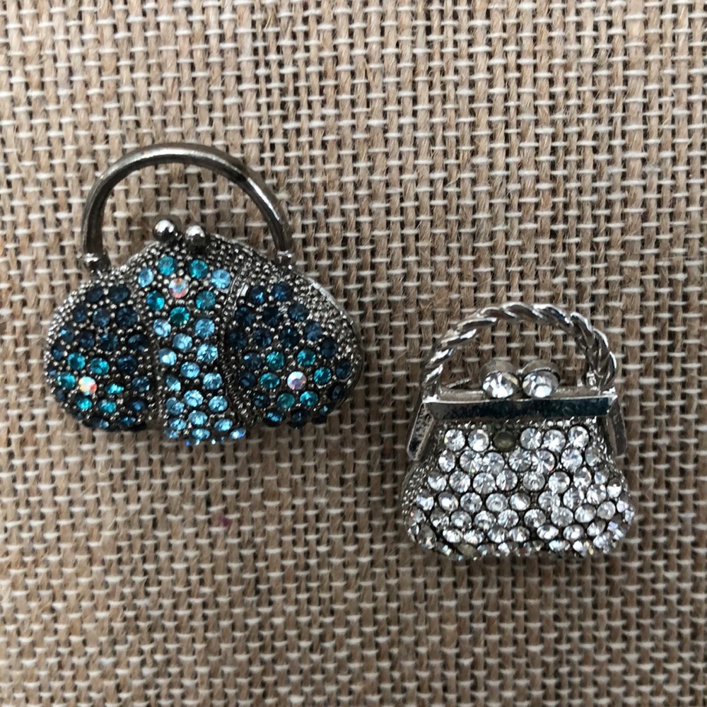 Set of 2 Brooches